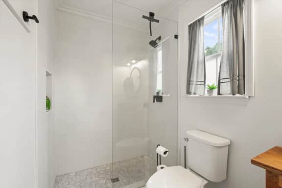 Frog Cottage - Image 4